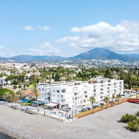 Front Flat With Sea Views * Marbella