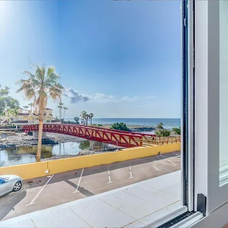 Front Flat With Sea Views * ماربيا