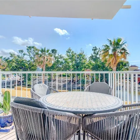 Front Flat With Sea Views * ماربيا