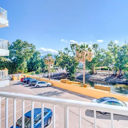 Front Flat With Sea Views Apartment *