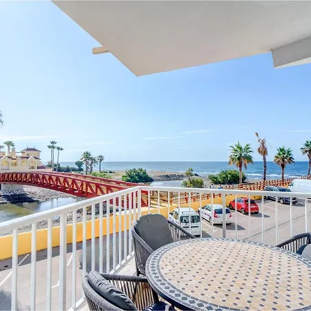 Front Flat With Sea Views