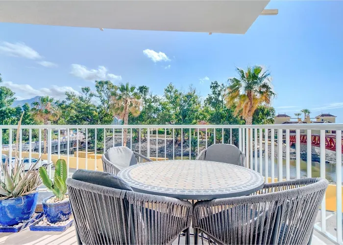 Front Flat With Sea Views * Marbellac